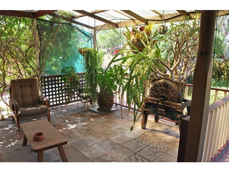 6 Elizabeth Street, White Gum Valley WA 6162