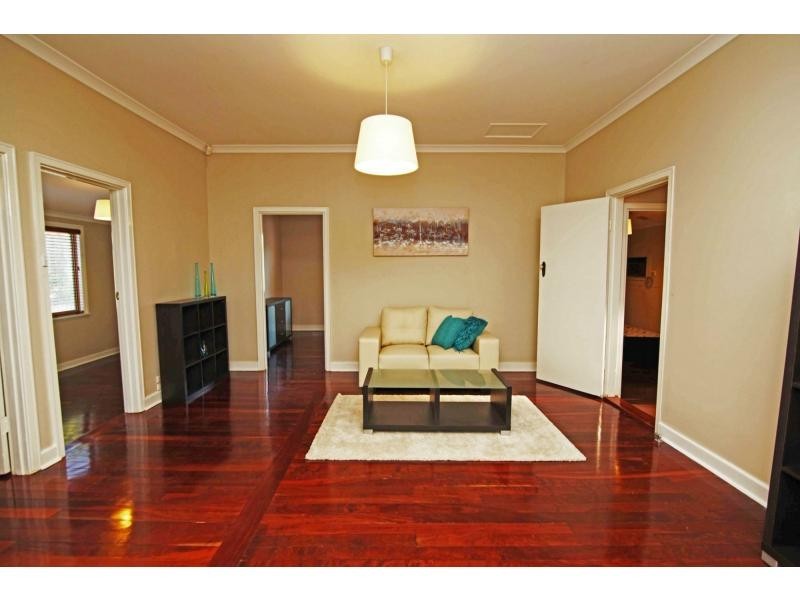 49 Montreal Street, White Gum Valley WA 6162