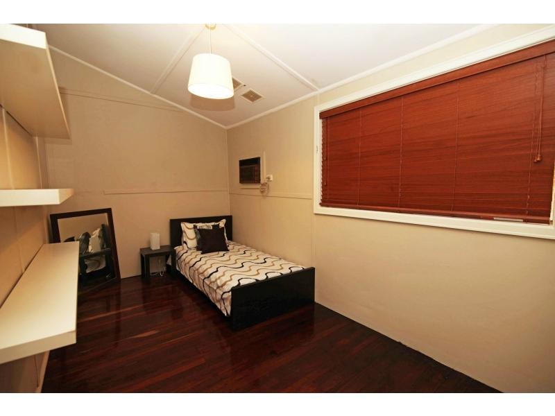 49 Montreal Street, White Gum Valley WA 6162