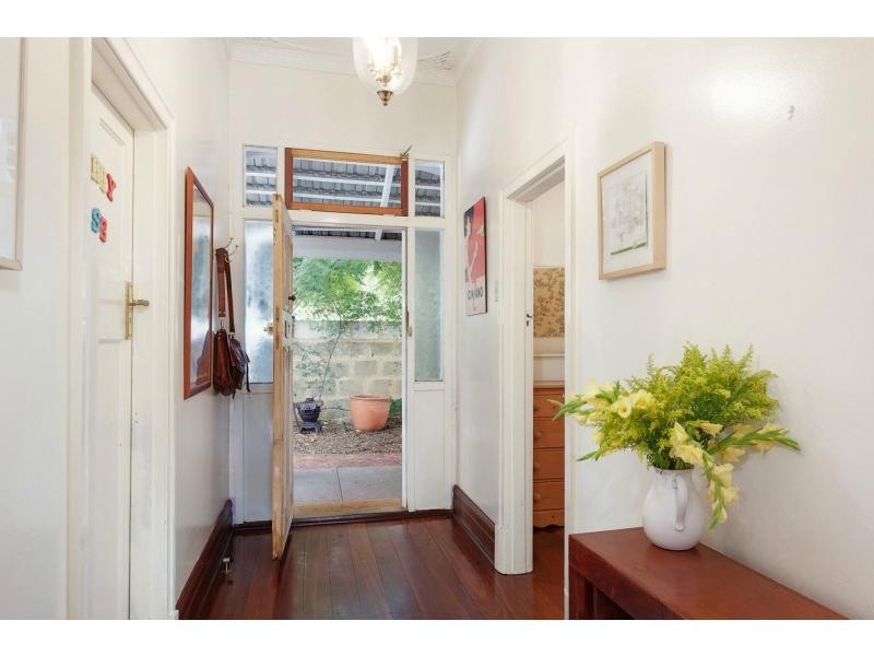 173 Hampton Road, South Fremantle WA 6162