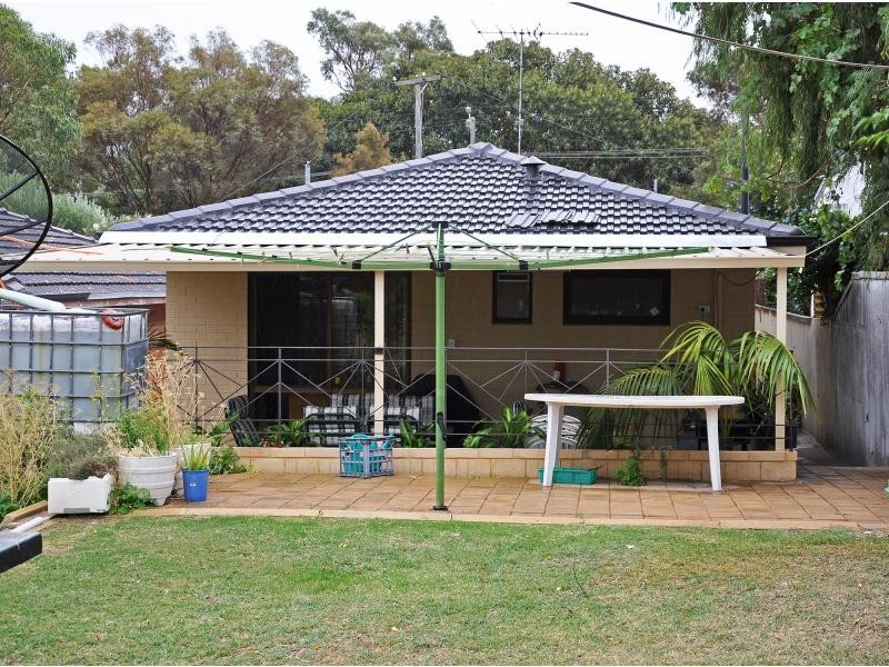 105A Hope Street, White Gum Valley WA 6162