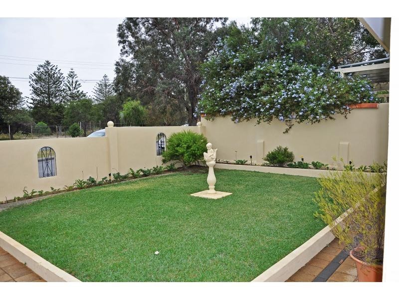 105A Hope Street, White Gum Valley WA 6162