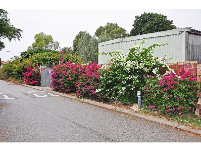 105A Hope Street, White Gum Valley WA 6162