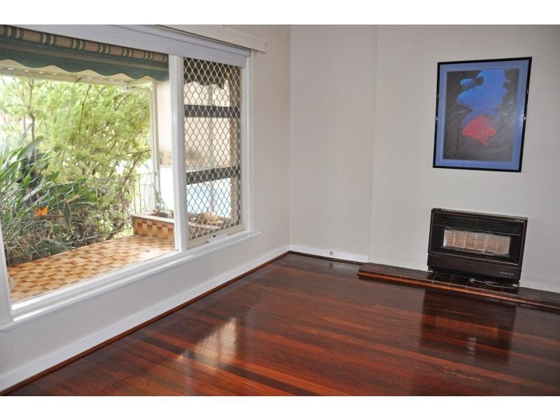 168 Carrington Street, Hilton WA 6163