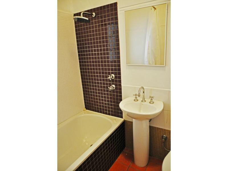 13 Darling Street, White Gum Valley WA 6162