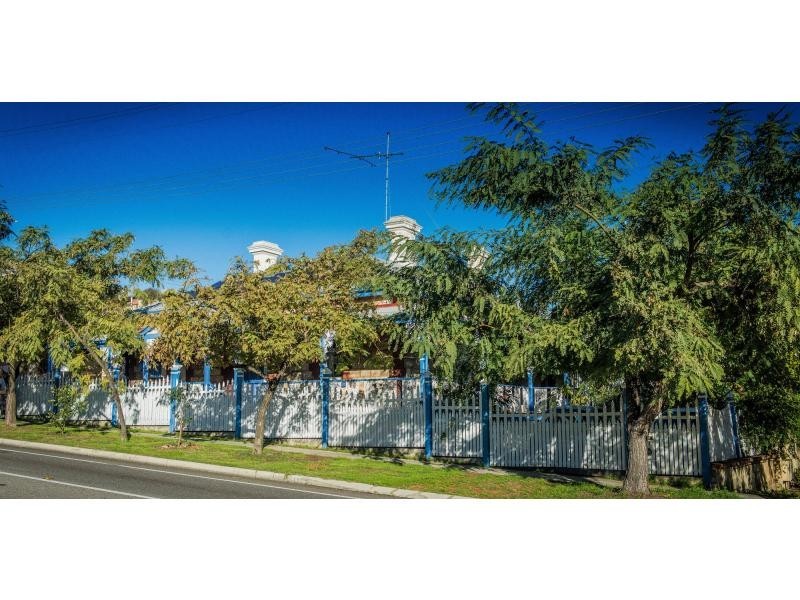 79 South Street, Beaconsfield WA 6162