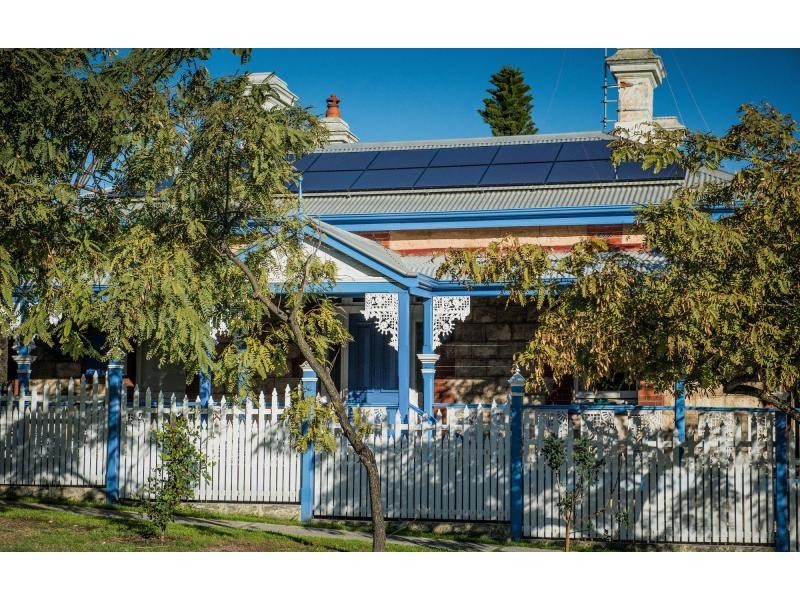 79 South Street, Beaconsfield WA 6162