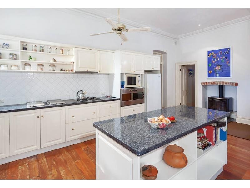 79 South Street, Beaconsfield WA 6162