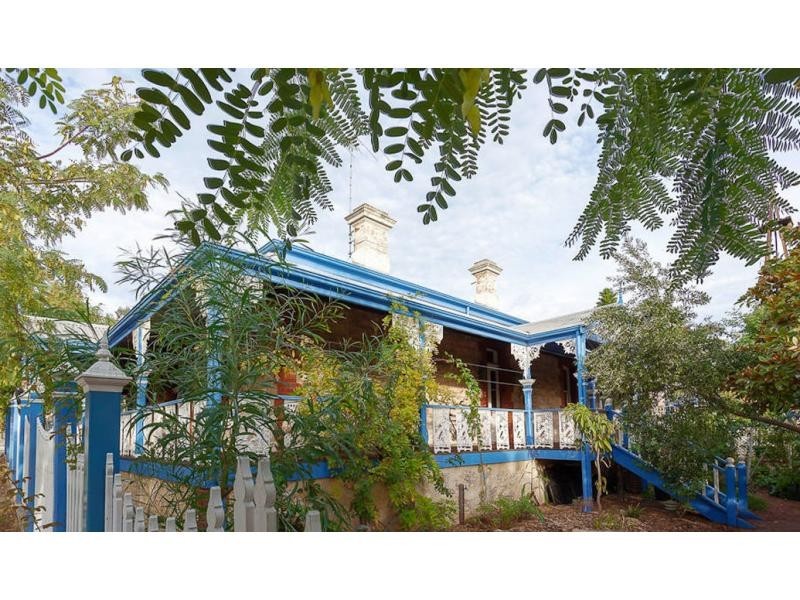 79 South Street, Beaconsfield WA 6162