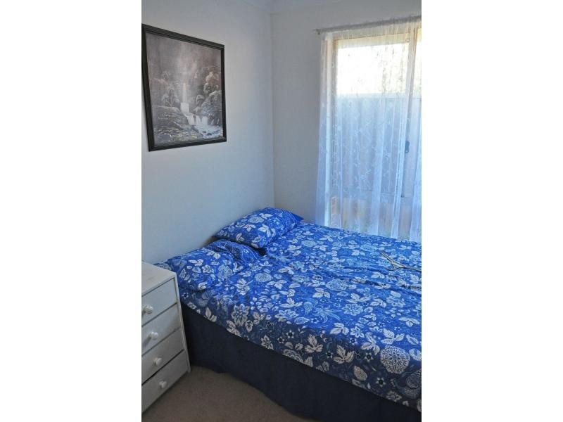 8 Manuel Close, Hamilton Hill WA 6163