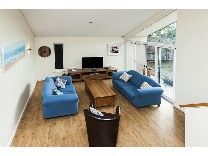 15 Darling Street, White Gum Valley WA 6162