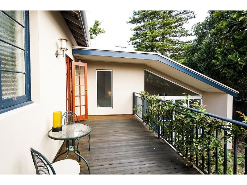 15 Darling Street, White Gum Valley WA 6162