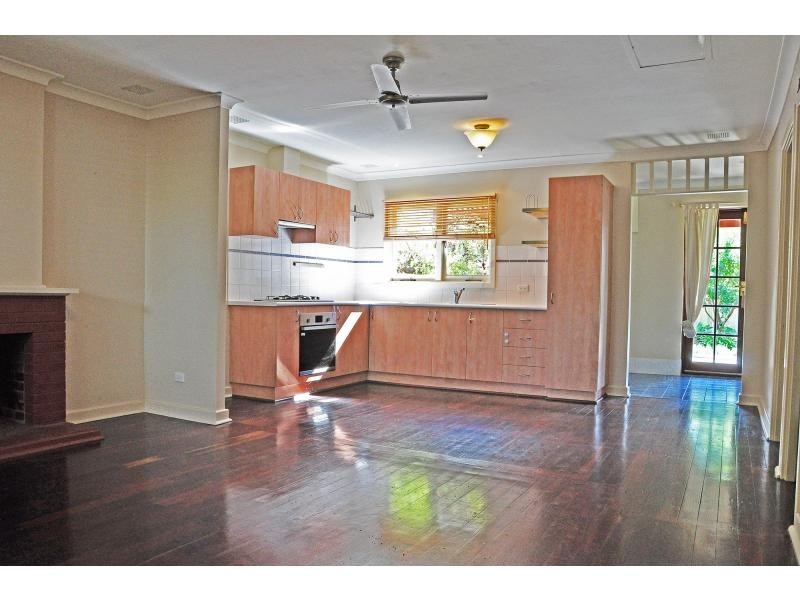 80B Counsel Road, Coolbellup WA 6163