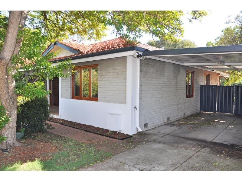 80B Counsel Road, Coolbellup WA 6163