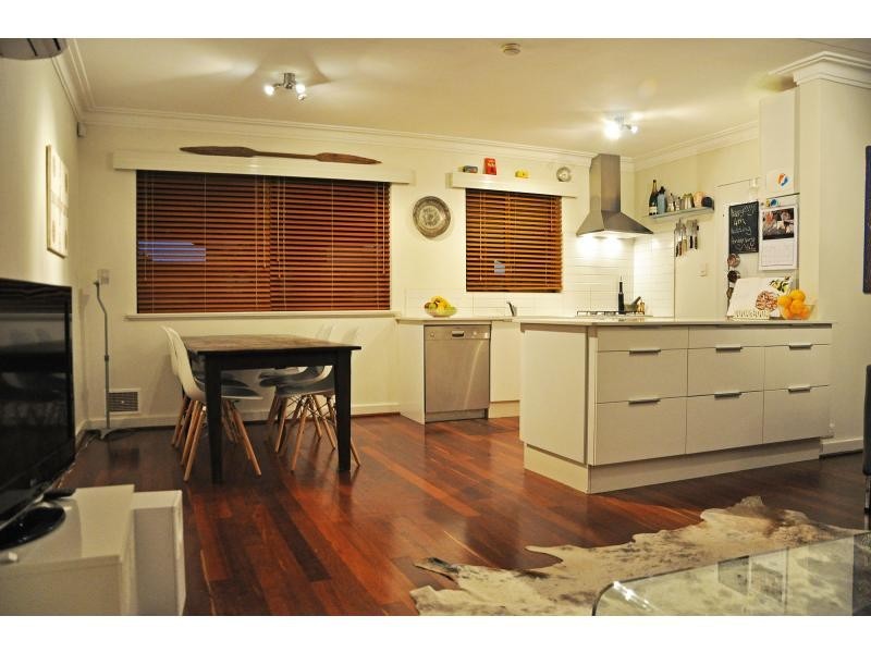 153 Hope Street, White Gum Valley WA 6162