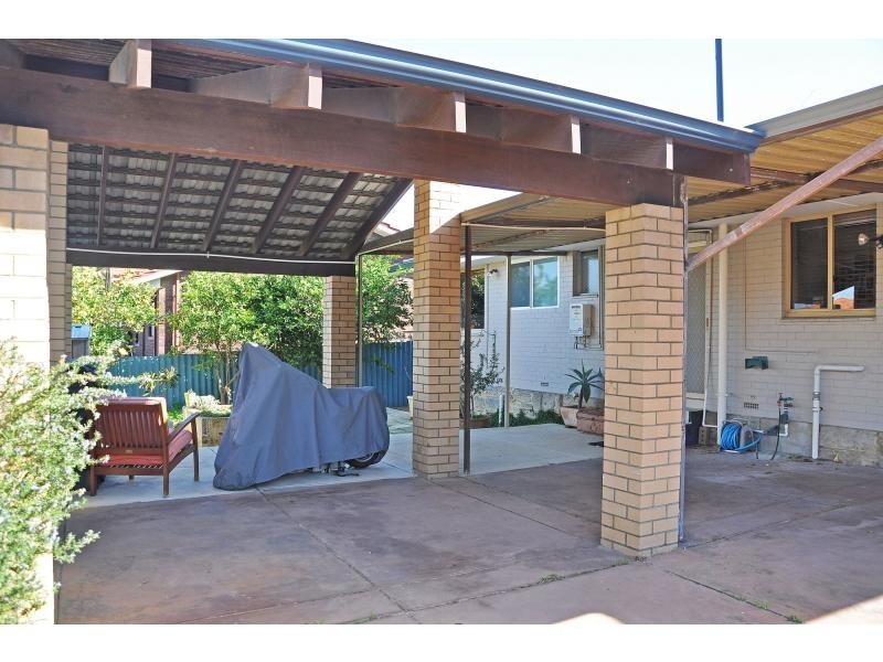 153 Hope Street, White Gum Valley WA 6162