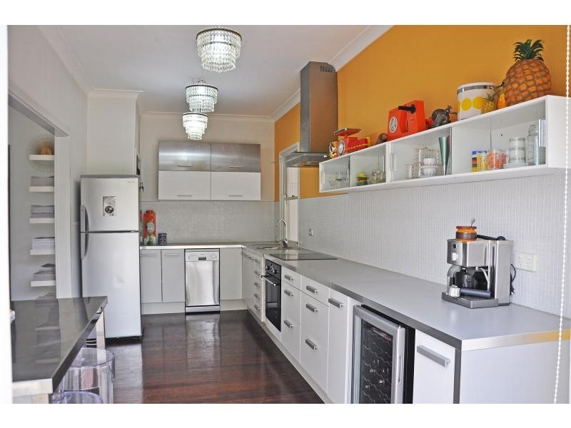 20 Greenslade Street, Hamilton Hill WA 6163