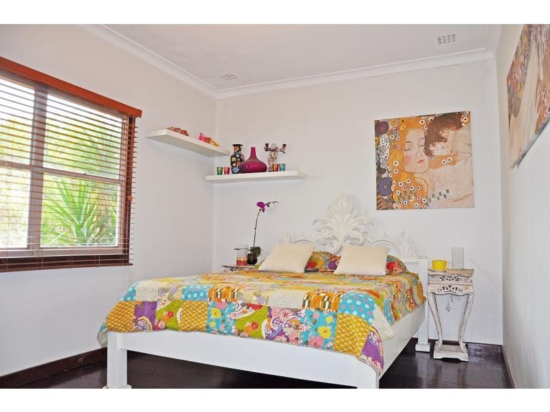 20 Greenslade Street, Hamilton Hill WA 6163