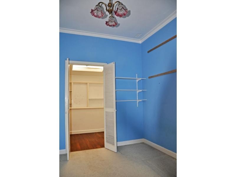 12 Montgomery Street, Beaconsfield WA 6162