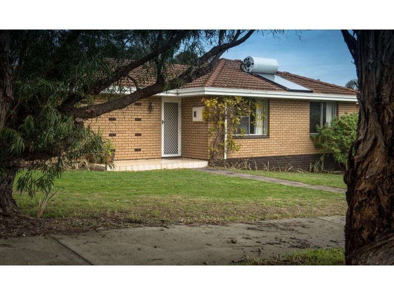 111 Hope Street, White Gum Valley WA 6162