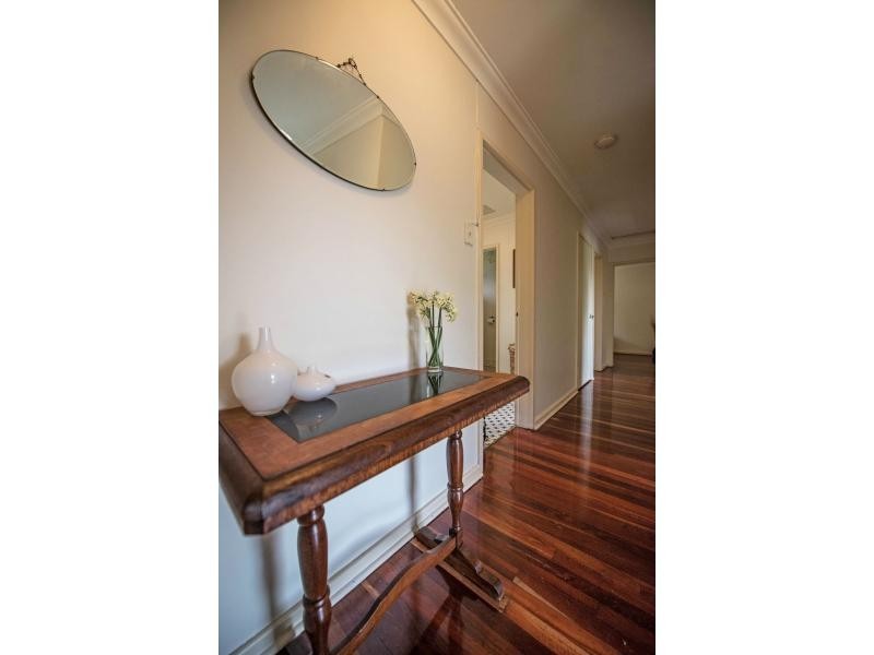 111 Hope Street, White Gum Valley WA 6162