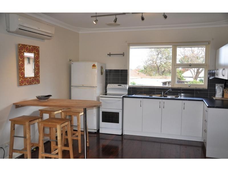 Unit 4/155 Healy Road, Hamilton Hill WA 6163