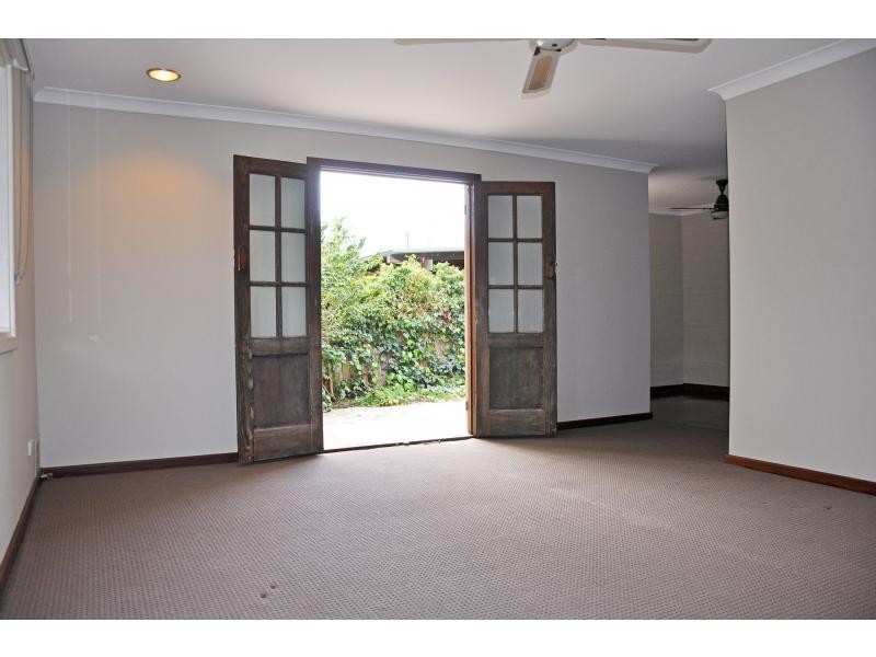 15 Greenslade Street, Hamilton Hill WA 6163