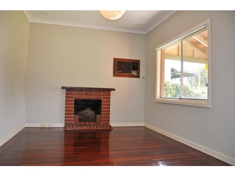 15 Greenslade Street, Hamilton Hill WA 6163