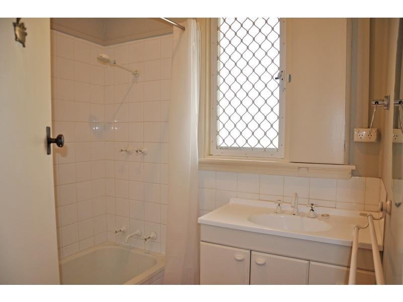 15 Greenslade Street, Hamilton Hill WA 6163