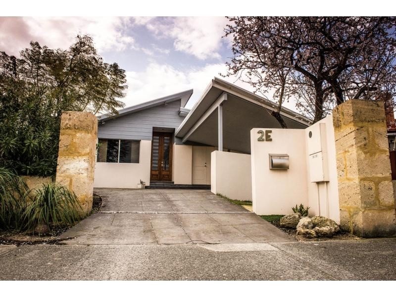 2e Rennie Crescent, Hilton WA 6163