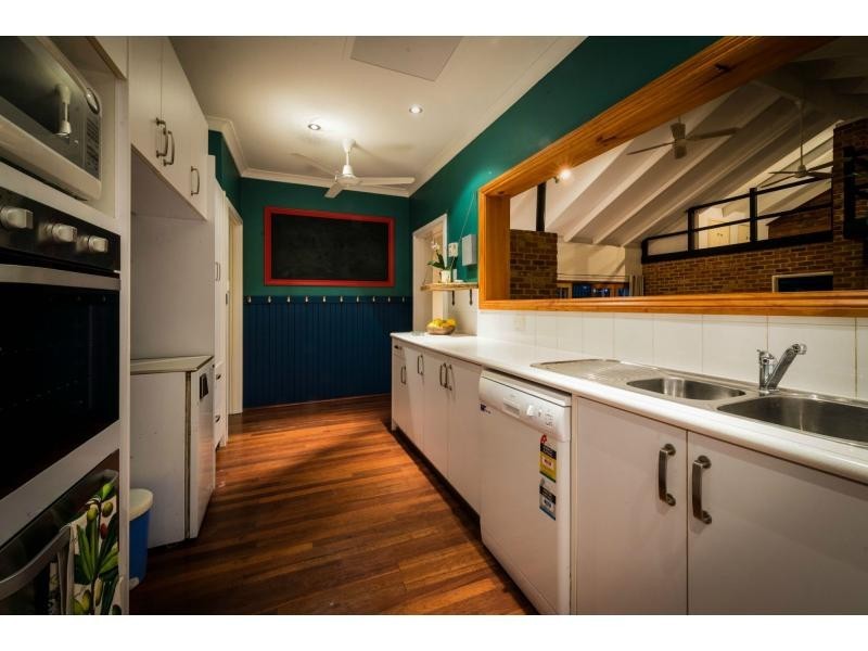 204 Healy Road, Hamilton Hill WA 6163