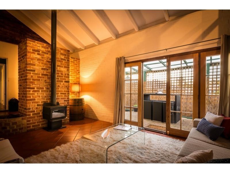 204 Healy Road, Hamilton Hill WA 6163