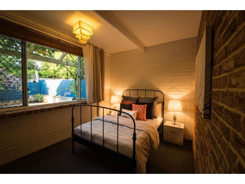 204 Healy Road, Hamilton Hill WA 6163