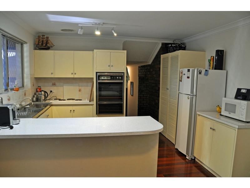 49 Skeahan Street, Spearwood WA 6163