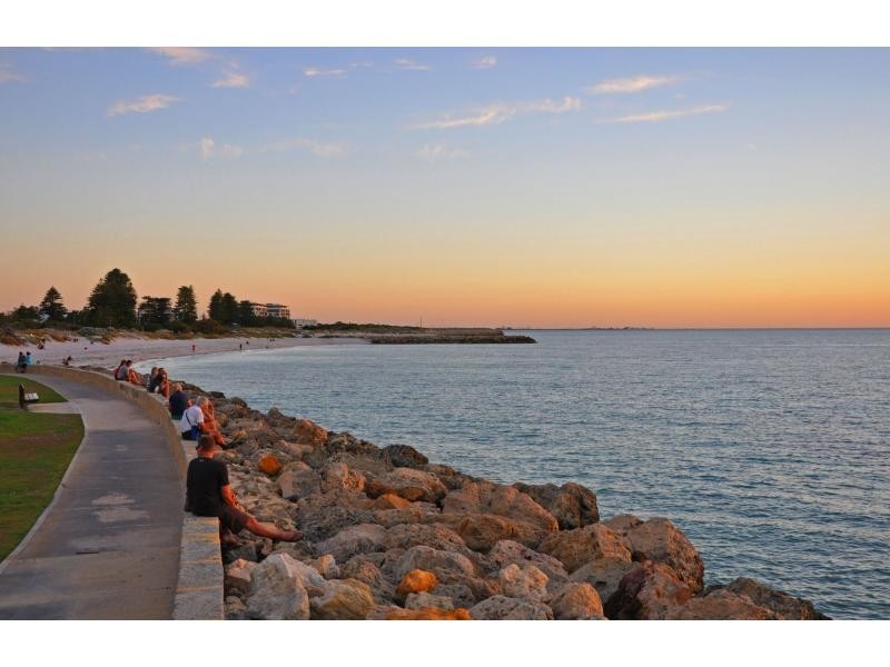 22 Thomas Street, South Fremantle WA 6162