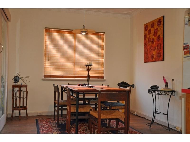 22 Thomas Street, South Fremantle WA 6162