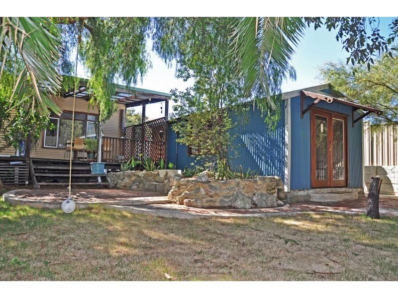 137 Healy Road, Hamilton Hill WA 6163