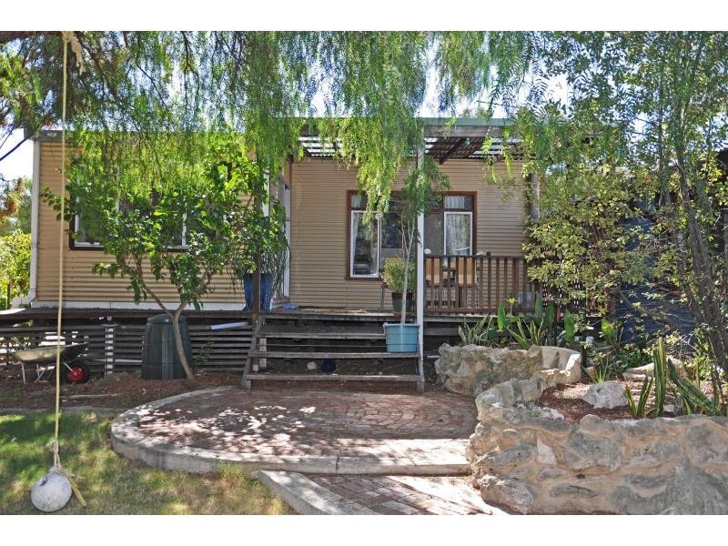 137 Healy Road, Hamilton Hill WA 6163