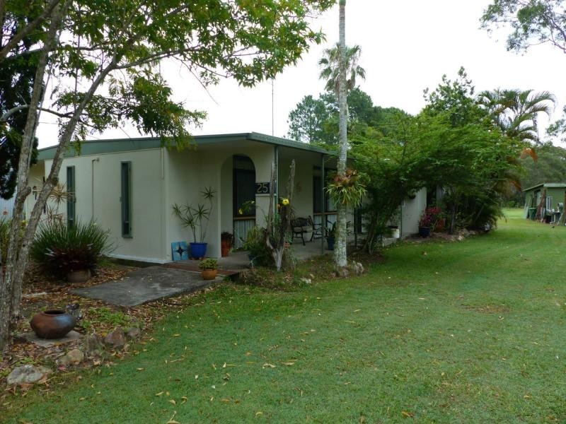 25 Jirrima Crescent, Cooroibah QLD 4565