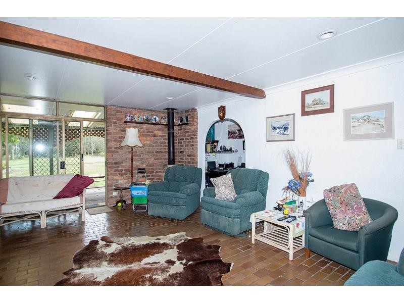 25 Jirrima Crescent, Cooroibah QLD 4565