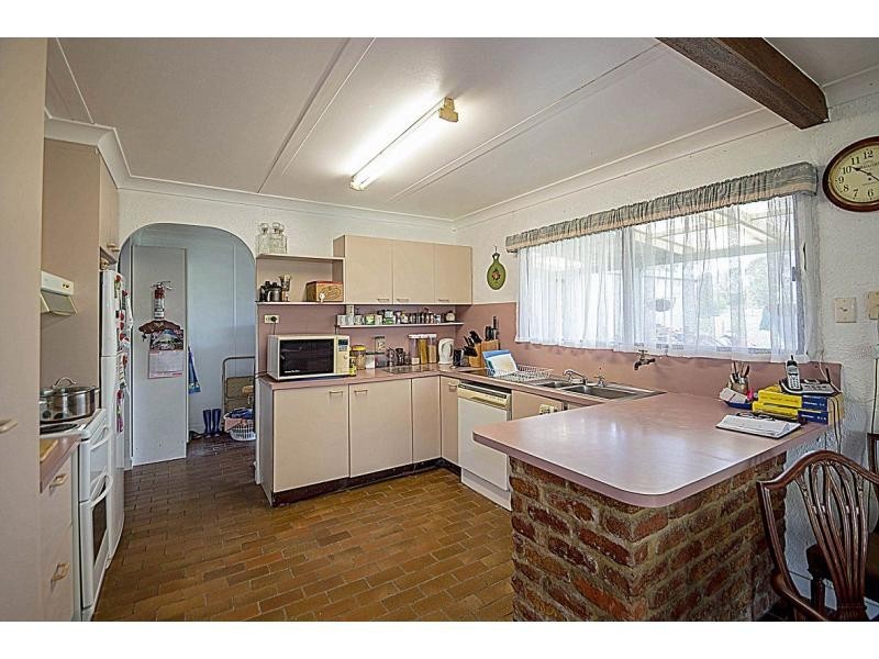 25 Jirrima Crescent, Cooroibah QLD 4565