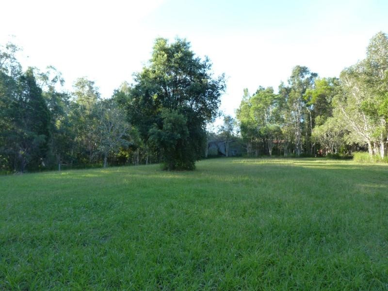 25 Jirrima Crescent, Cooroibah QLD 4565
