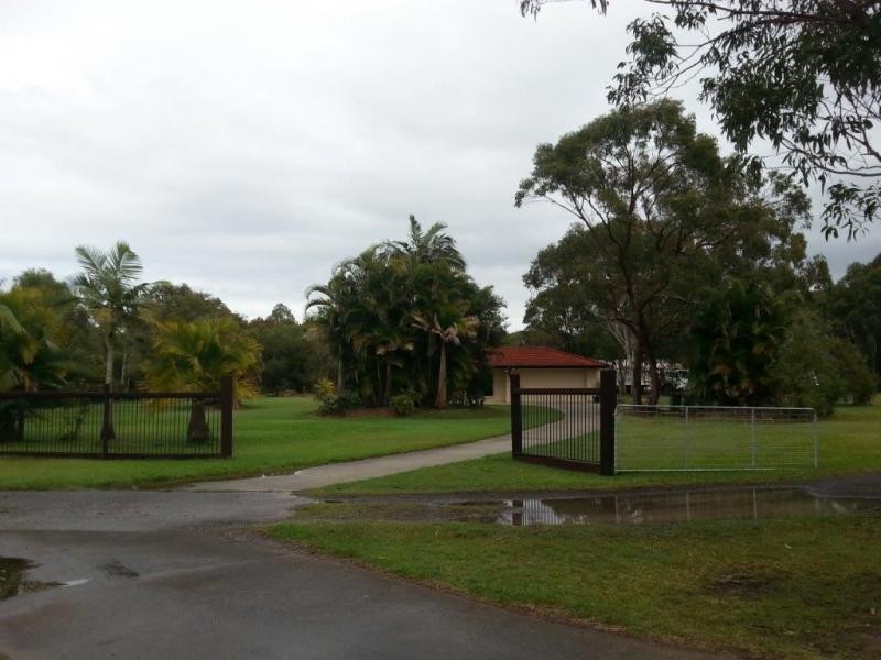 13 Honey Gem , Coolah, Cooroibah QLD 4565