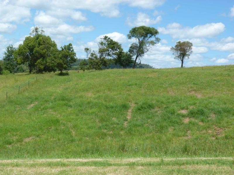L60 Overlander Avenue, Chatsworth, Chatsworth QLD 4570