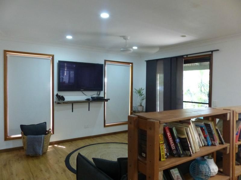 37 Pines Avenue, Cooroibah QLD 4565