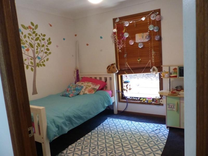 37 Pines Avenue, Cooroibah QLD 4565