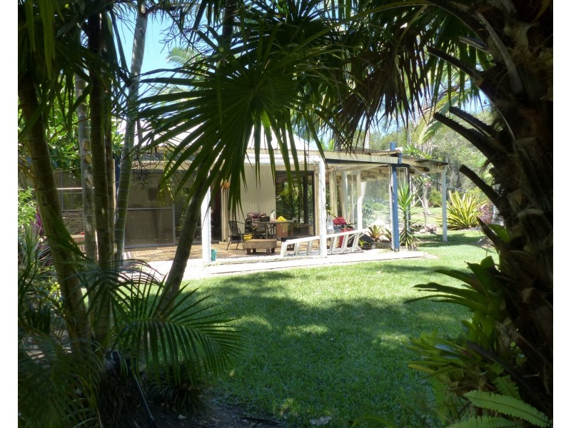 19 Silverwood Drive, Cooroibah QLD 4565
