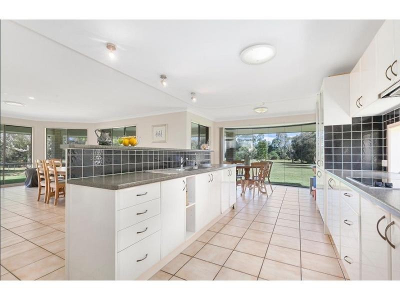 7 Murchison Lane, Cooroibah QLD 4565