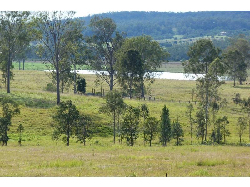 Bells Bridge QLD 4570