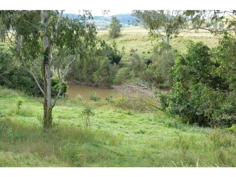 Bells Bridge QLD 4570